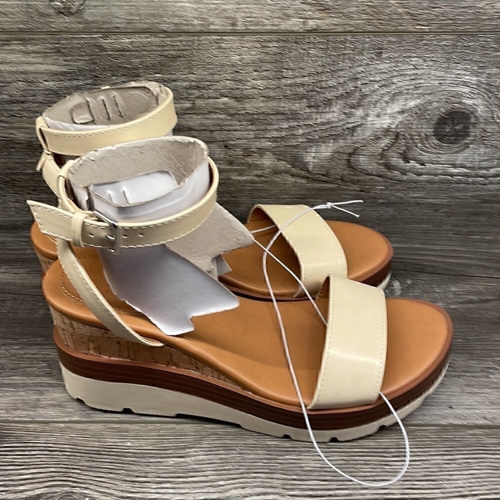 Women's Abigail Heels - A New Day - Picture 6 of 9